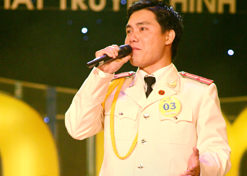 Báo Văn Nghệ CAND viết về ca sĩ Tiến Lợi- đoạt giải Nhì truyền hình toàn quốc giải Sao Mai 2005